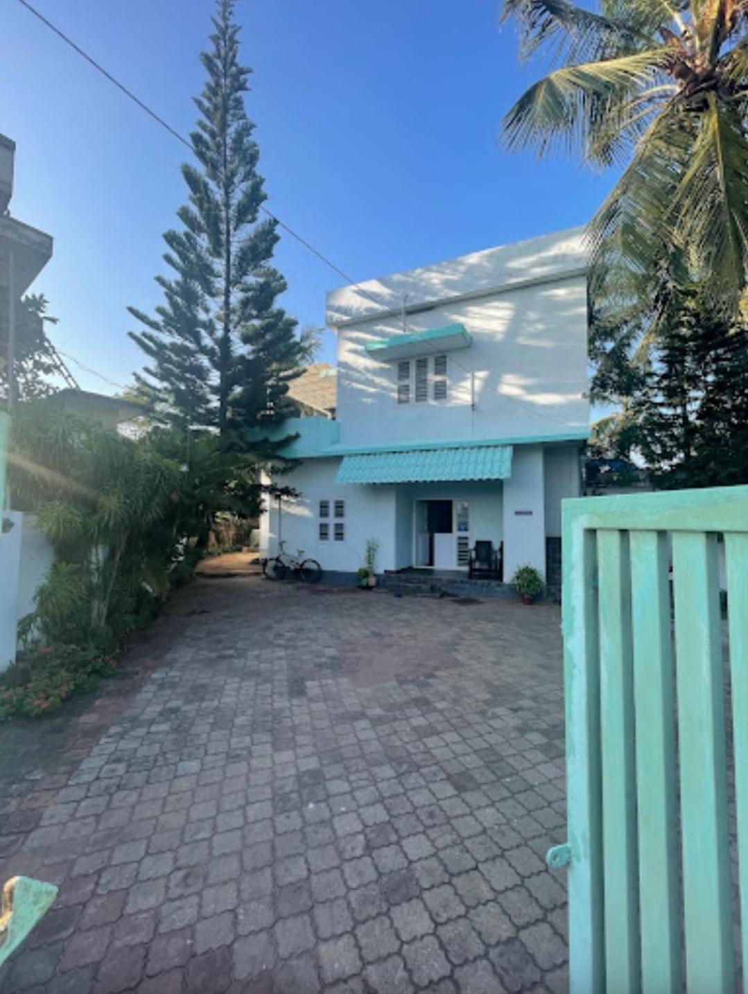 Sun N Tan Beach Home Stay Kannur Eksteriør billede