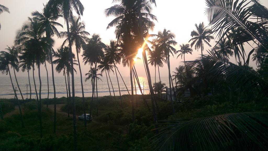 Sun N Tan Beach Home Stay Kannur Eksteriør billede