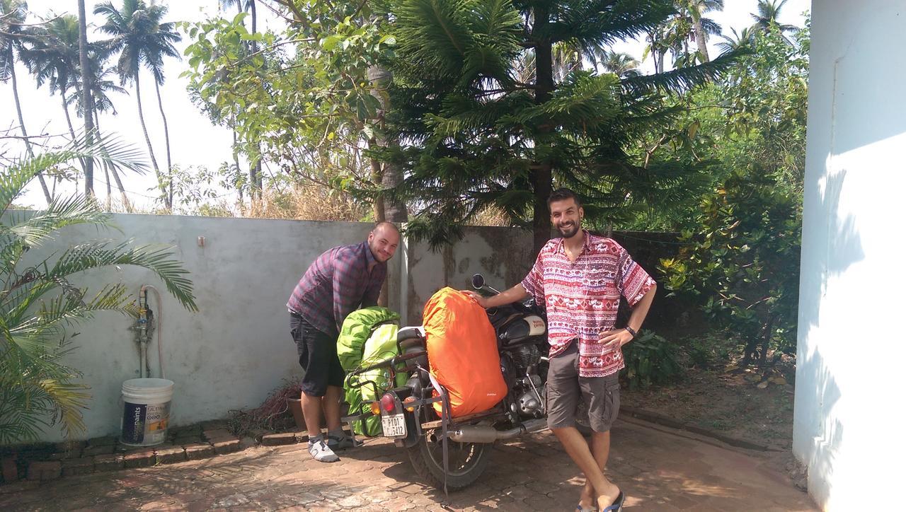 Sun N Tan Beach Home Stay Kannur Eksteriør billede